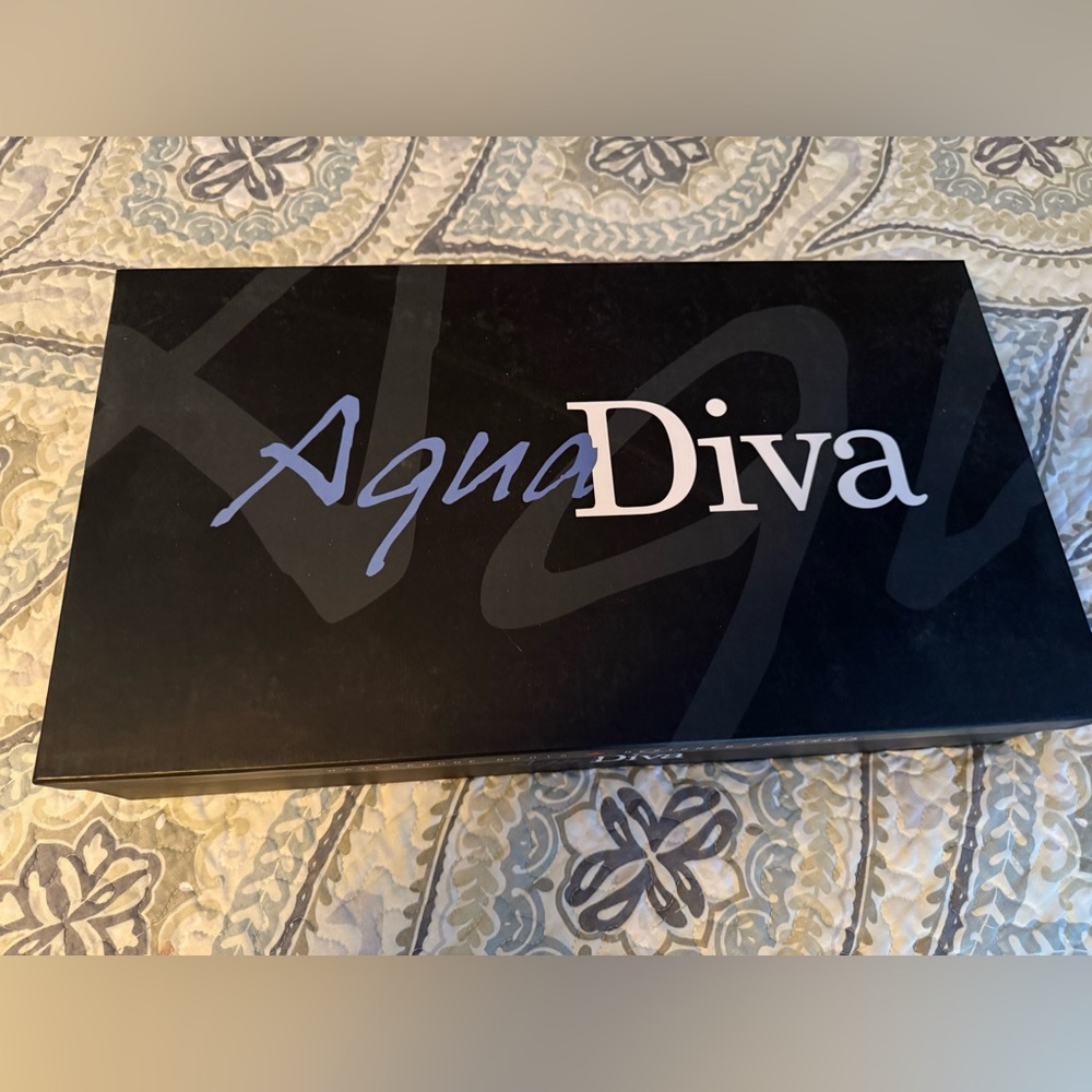 New in box, Aqua Diva tall black suede boots size 9.5
I also have them in a 10 - Picture 15 of 16